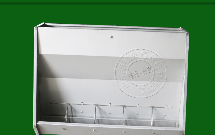 山東佰牧興不銹鋼單面育肥料槽 山東佰牧興不銹鋼單面育肥料槽